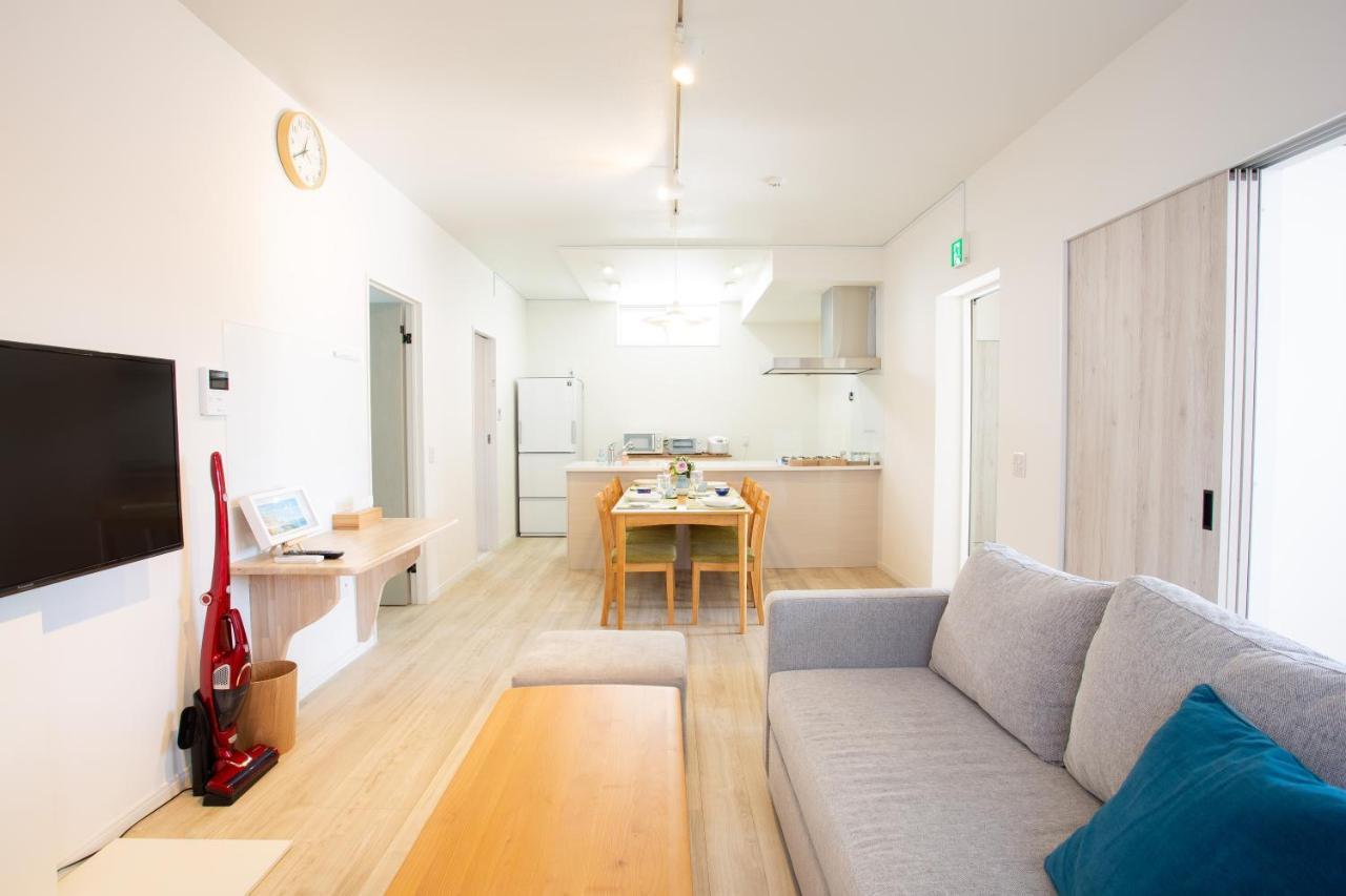 Stylish House うるま市 エクステリア 写真